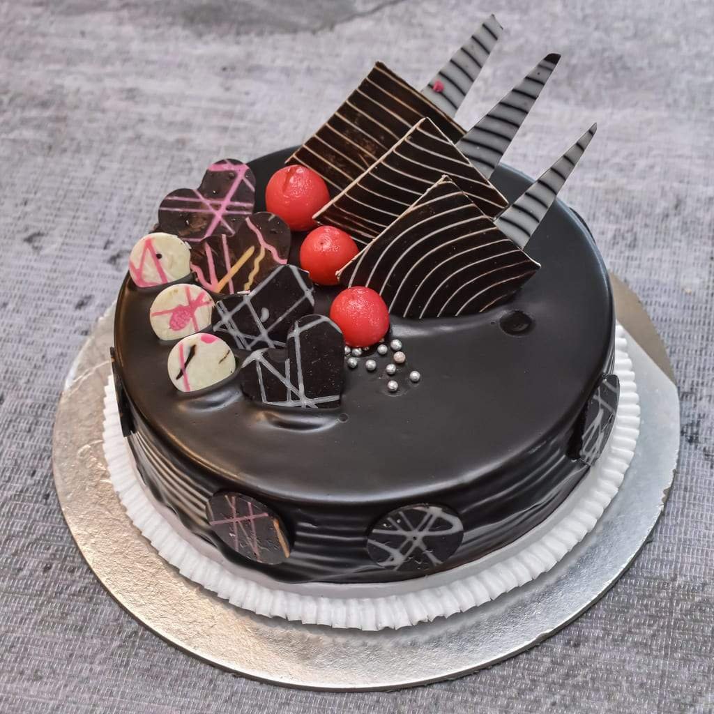 EGGLESS Captivating Choco Truffle Cake 1 EGGLESS Captivating Choco Truffle Cake