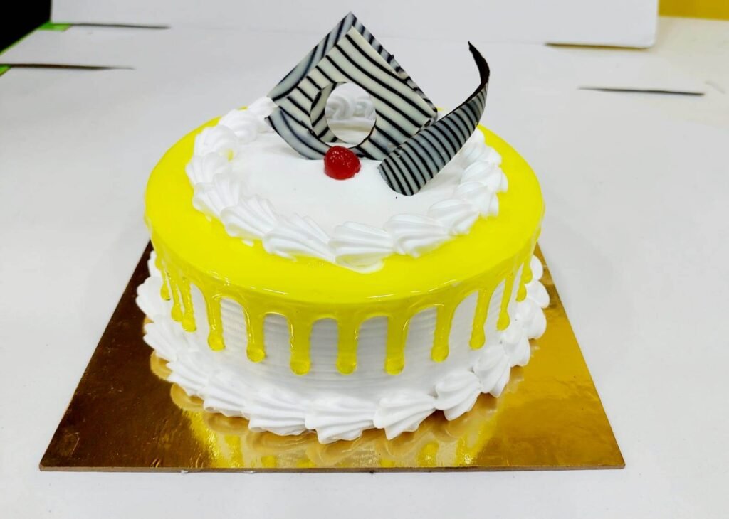 EGGLESS Pineapple Flavour Cake 2