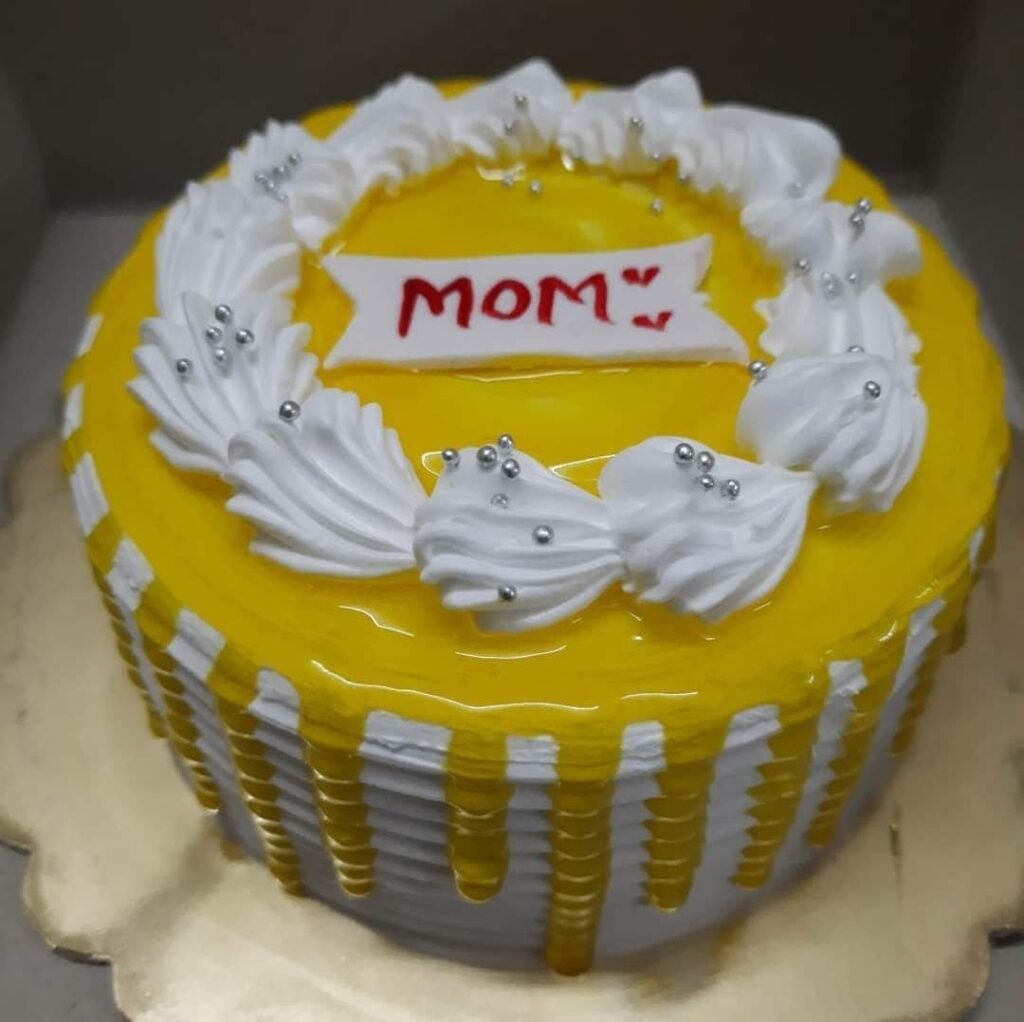 Pineapple Cake for Mom 1